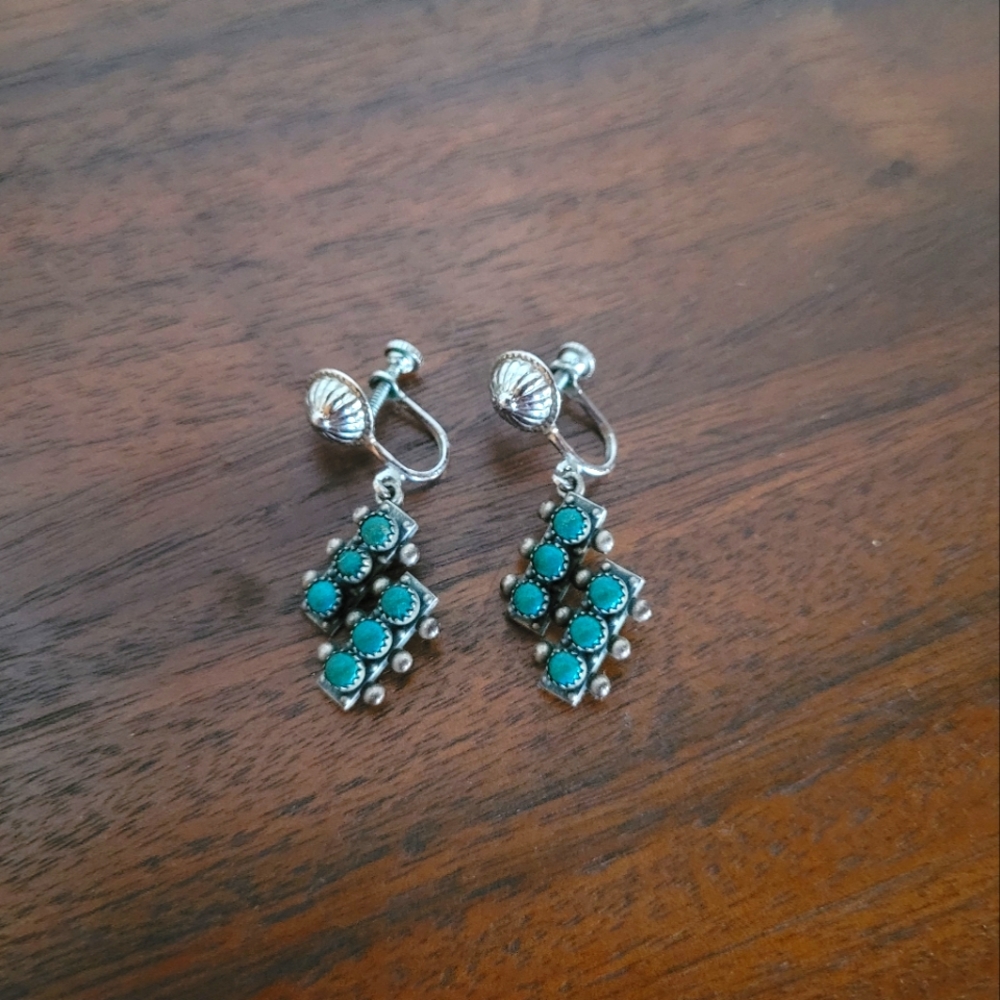 Mexican/Southwestern Sterling Silver Turquoise Screw-on Earrings
